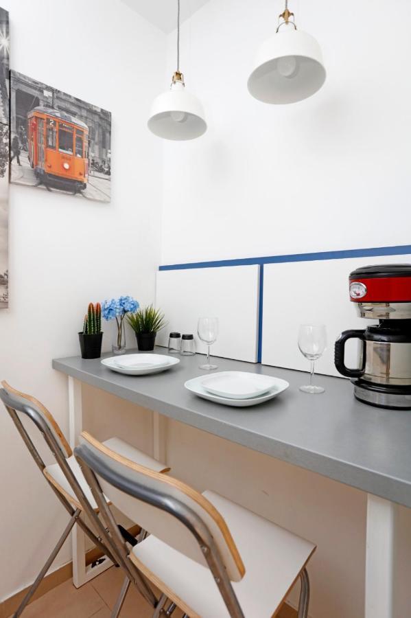 Lovely 2 Bedroom Apartment Near Old Town Bukarest Exterior foto
